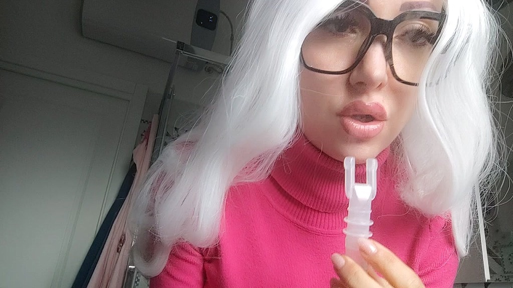 Канал Шанталь: каналу Шантал потрібна аерозольна терапія, але їй потрібна навіть... (AnalVids.com) chantal channel need an aerosol therapy but she need even... (Chantal channel)