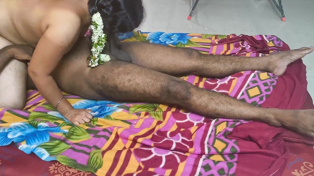 maturedesicouple latest sex (Prassi, SexySindu) maturedesicouple latest sex (Prassi, SexySindu)