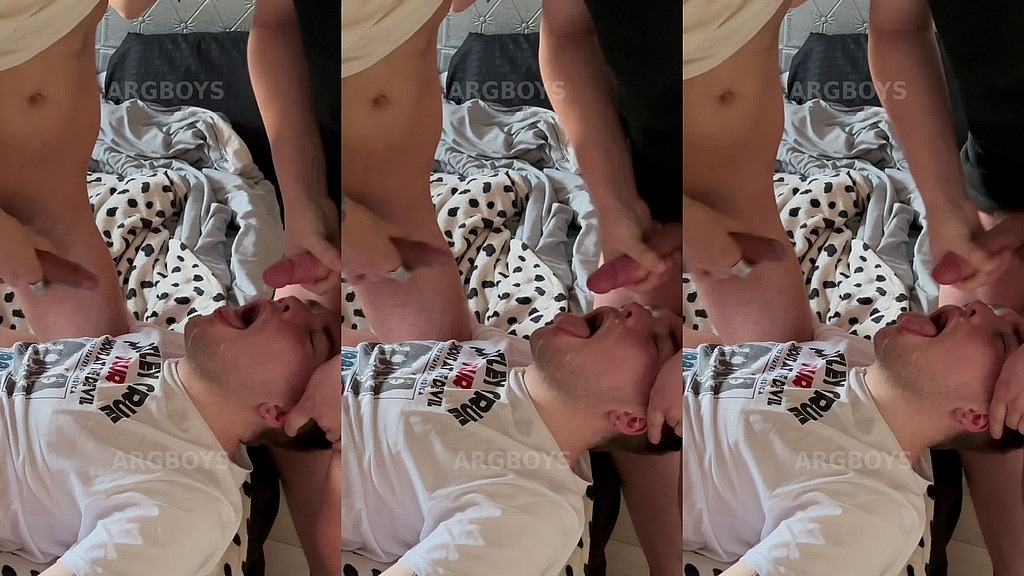 two stucs came on my face threesome (Argboy,Kinky Arty,Thomas Real) two stucs came on my face threesome (Argboy,Kinky Arty,Thomas Real)