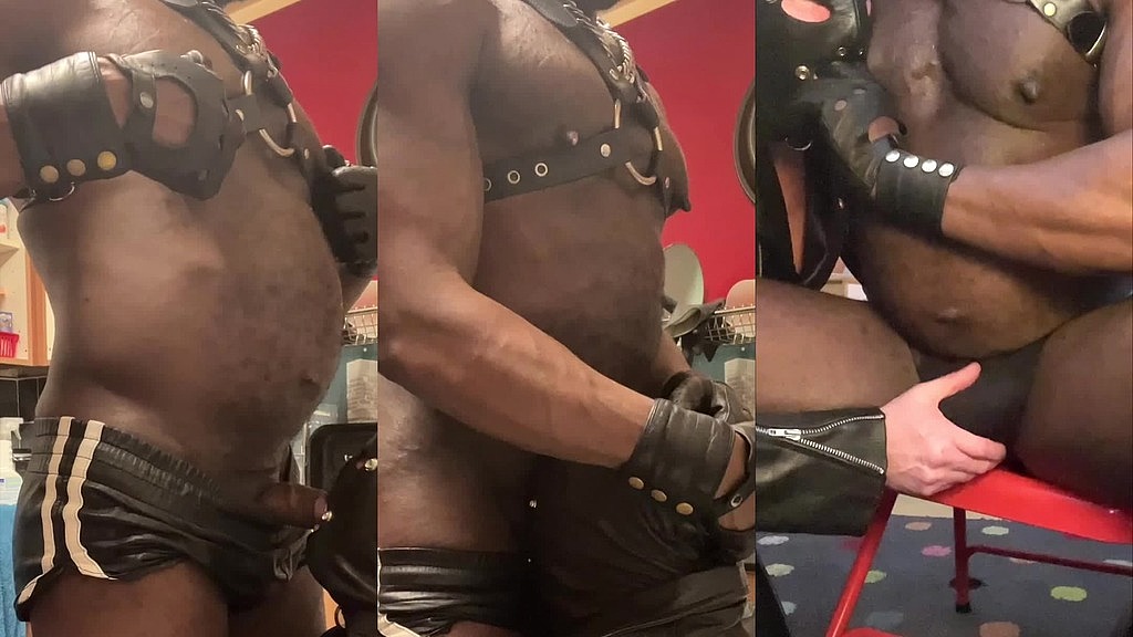 black mature muscle orders further cock sucking & titplay from anon leather sub (Brodyrichardson, Anonsub) black mature muscle orders further cock sucking & titplay from anon leather sub (Brodyrichardson, Anonsub)