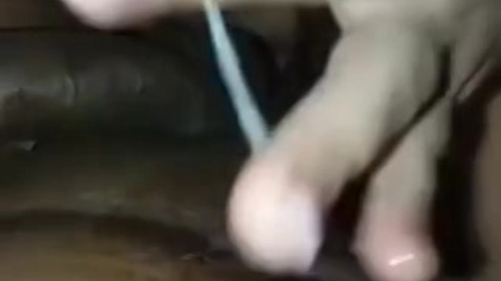 дружина punheta no corno enquanto confessa quantos ja comeu ela (Negaodotado, Branquinhadenegao) wife punheta no corno enquanto confessa quantos ja comeu ela (Negaodotado, Branquinhadenegao)