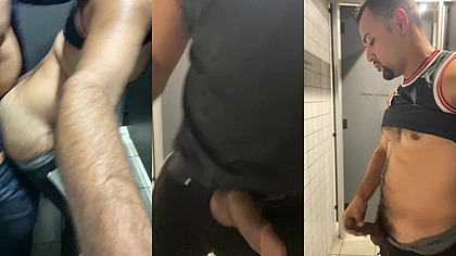 COROA DO PAU GROSSO ME FUDEU NO WC, GOZOU E FOI EMBORA