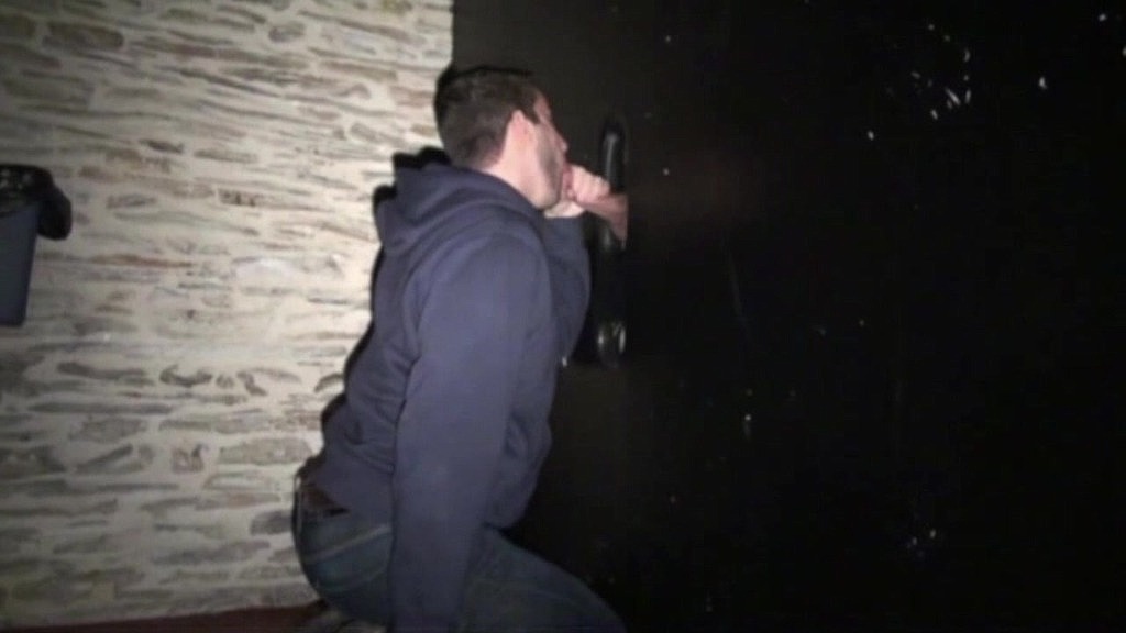 436 this gay boy lovbe sucking big dick on glory holes (Crunch Pedropaliza, Morgan daix) 436 this gay boy lovbe sucking big dick on glory holes (Crunch Pedropaliza, Morgan daix)