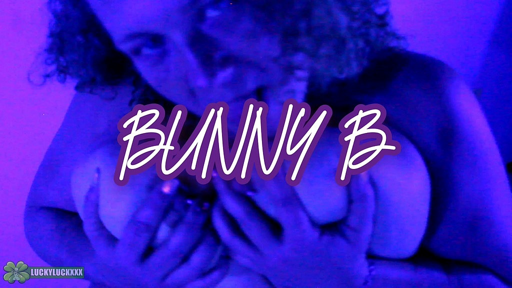 troia al neon (Kween B, MrLuckyLuck) neon slut (Kween B, MrLuckyLuck)