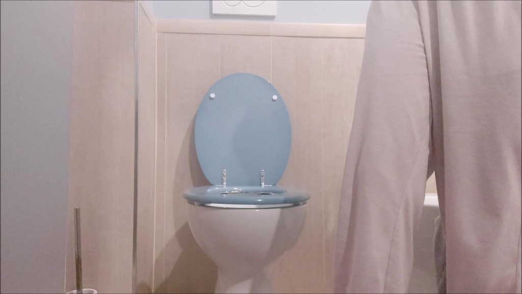 chantal and her hot pee so stunning (Chantal channel) chantal and her hot pee so stunning (Chantal channel)
