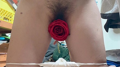 hanachan sexy in school girl outfit she playing pussy by rose flower