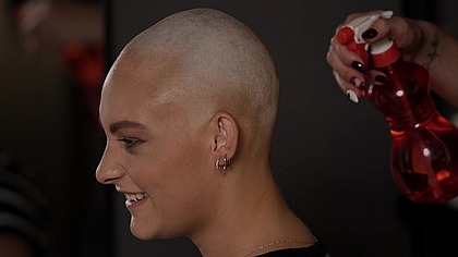 Juane's empowering journey to "proud of her new look" (STEP 5)
