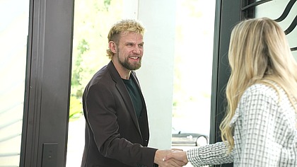 blonde hottie khloe kapri tempts hung realtor into rough anal sex session gp3456 (Vince Karter, Khloe Kapri)