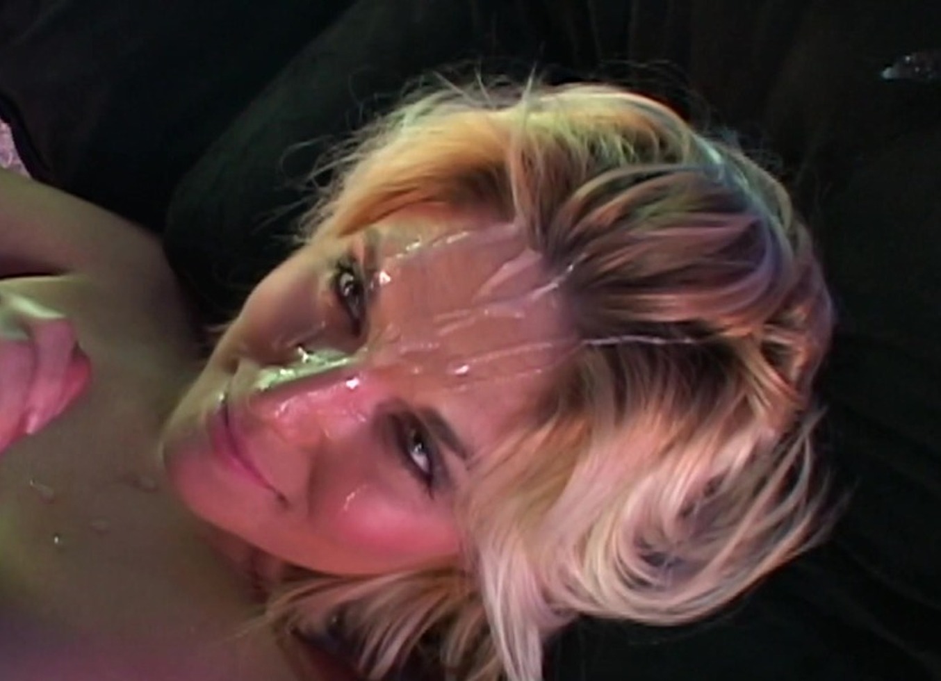 Icy Head - 19 Year Old Babe Deepthroats & Takes A Massive Facial In Her First Porn Scene