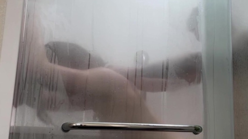 scarlett’s hott & sexy shower scene (ScarlettGoddess, Papi Fuego) scarlett’s hott & sexy shower scene (ScarlettGoddess, Papi Fuego)