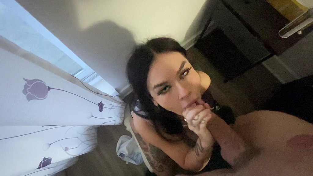 my step sister s best friend effy cutie snuck into my room to get filled with my cum (Effy Cutie, Parker Savage) my step sister s best friend effy cutie snuck into my room to get filled with my cum (Effy Cutie, Parker Savage)