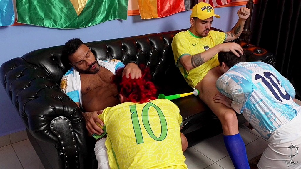 pocket - brasil x argentina a briga da torcida acabou em foda durante a copa 2022 - cinquenta tons de verde e amarelo episodio 5 (Dorn, Sodoma, Putao Karioca, Caio Barros) pocket - brasil x argentina a briga da torcida acabou em foda durante a copa 2022 - cinquenta tons de verde e amarelo episodio 5 (Dorn, Sodoma, Putao Karioca, Caio Barros)
