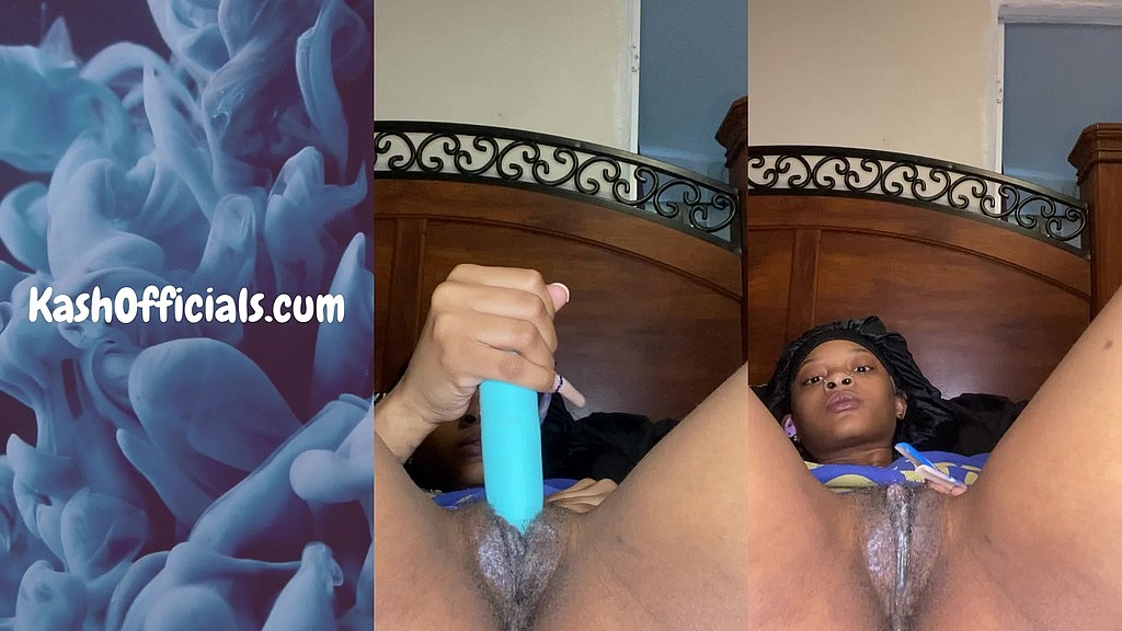using my mom vibrator while she’s out (KashOfficials) using my mom vibrator while she’s out (KashOfficials)
