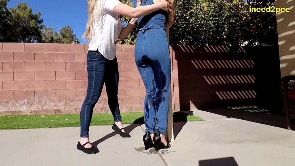 harlow west pisses her denim jumpsuit pee pants (Harlow West, Sydney Paige) harlow west pisses her denim jumpsuit pee pants (Harlow West, Sydney Paige)