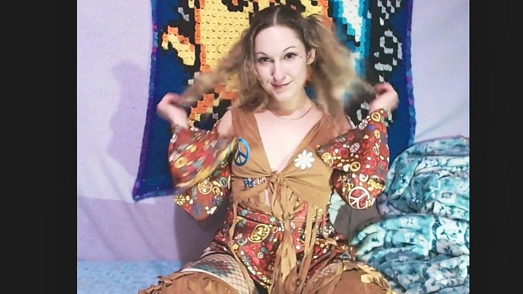 orgasmic hippie (MoonlitCassie) orgasmic hippie (MoonlitCassie)
