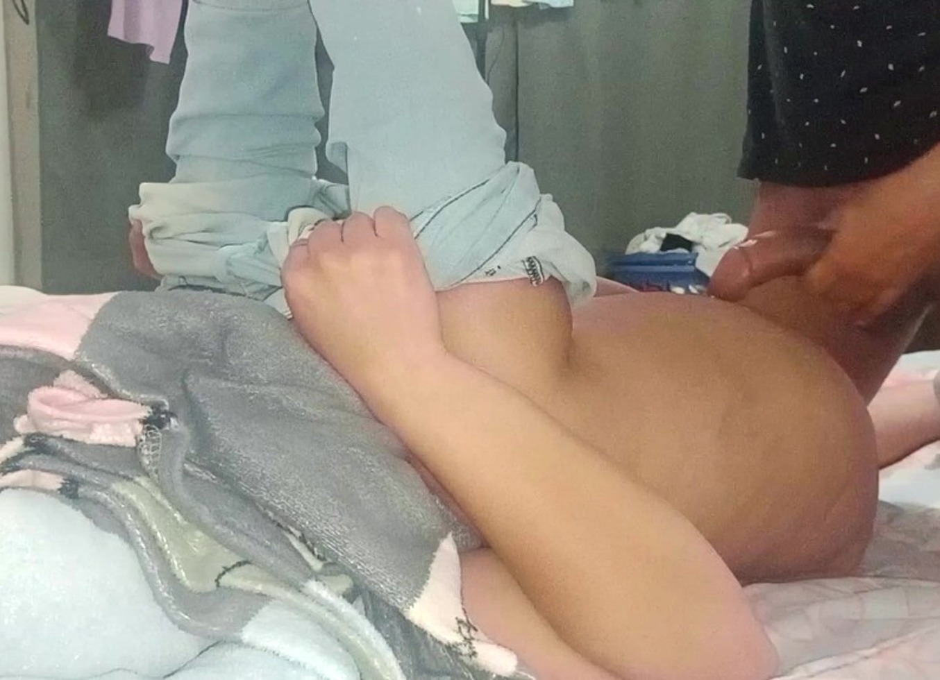 Sube! Las Piernas Estas Muy Gorda