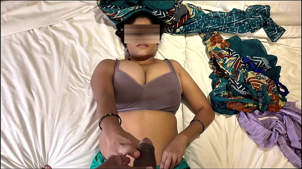 desi old sasur ji flirting with newly married bahu rough fucked (Hunter, Sonu) desi old sasur ji flirting with newly married bahu rough fucked (Hunter, Sonu)