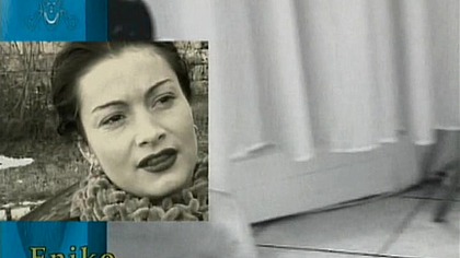 Victoria Blue & Rubber Kiss, Report