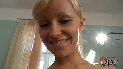maya oh my does she cum hard! (Maya, Mugur Cm)