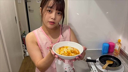 台所に乗ってエプロン姿でオナニーしたらイきまくりました...