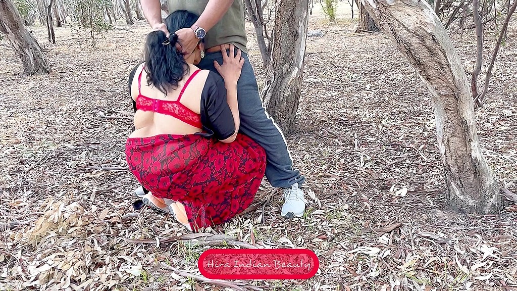 beautiful wife in saree - giving blowjob in outdoor - public risky sex (Hira Indian Beauty, Hiras Husband) beautiful wife in saree - giving blowjob in outdoor - public risky sex (Hira Indian Beauty, Hiras Husband)