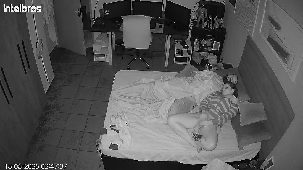 metecao com forca no quarto com simulacao de flagra caseiro (Mr Matusalem, Natzinha Morena) metecao com forca no quarto com simulacao de flagra caseiro (Mr Matusalem, Natzinha Morena)