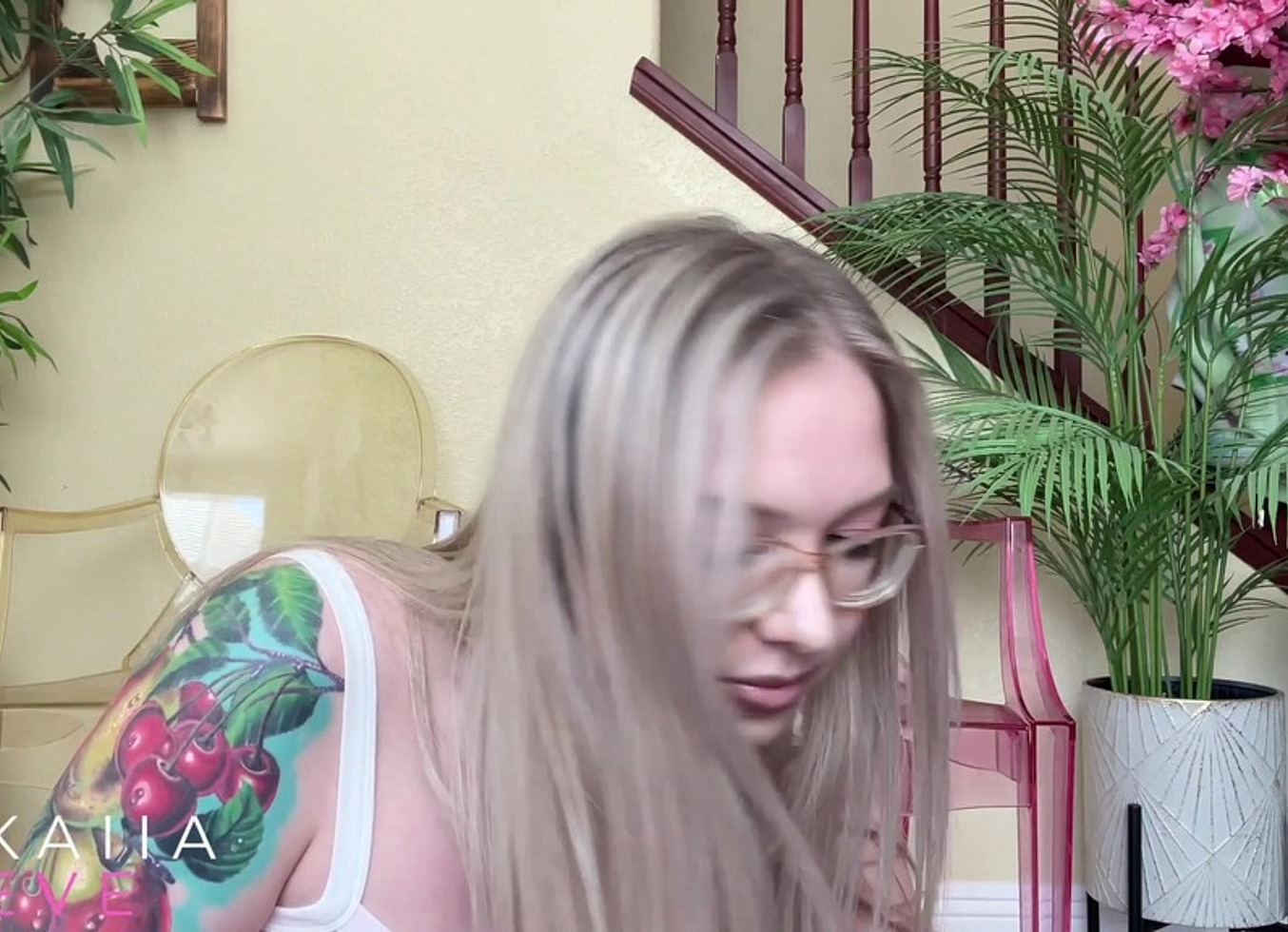 Filling Up Squirt Jars To Mail To Thirsty Sluts