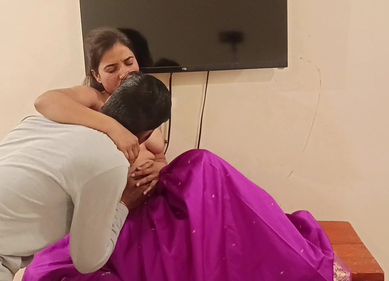 Amateur Indian Couple Making Romantic Love With Erotic Sex