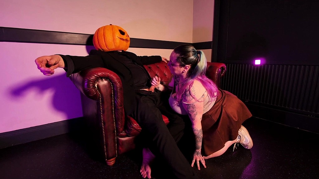 jack o lantern bj (Evil Genius, Bambi Beauty) jack o lantern bj (Evil Genius, Bambi Beauty)