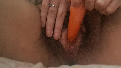 milf pussy swallowing a carrot