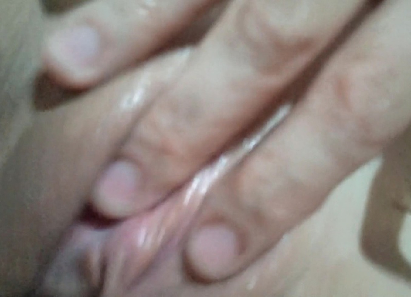 Siririca Na Buceta Apertada Da Ruivinha