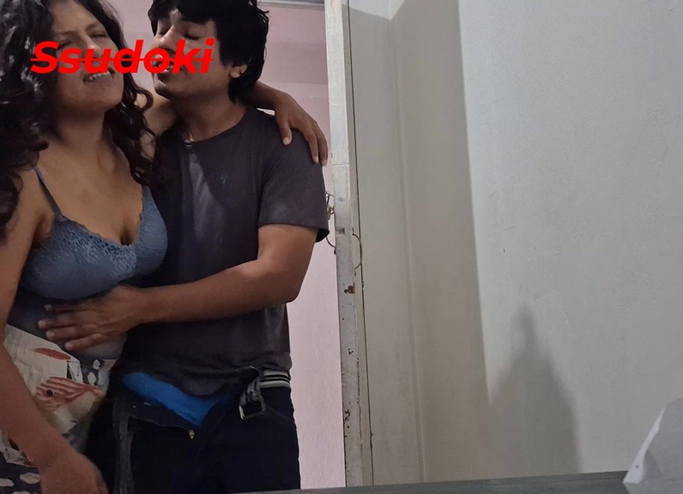 Se Paso De Copas Despues De La Fiesta Y Termino Pidiendome Que Tuviera Sexo Con Ella, Le Hice El Amor Hasta Que Hizo Un Squirt