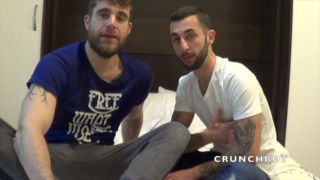 beau mec muslce baise par un un beau espagnol tbm (Alejandro Torres, Issac Eliad2) beau mec muslce baise par un un beau espagnol tbm (Alejandro Torres, Issac Eliad2)