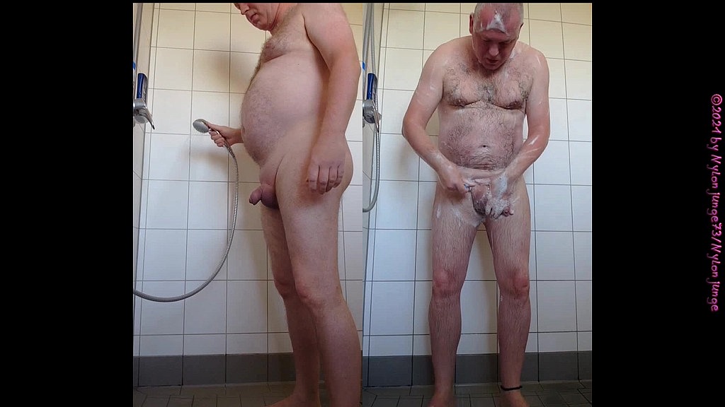 morgens allein in der dusche (Carmen Nylonjunge) morgens allein in der dusche (Carmen Nylonjunge)
