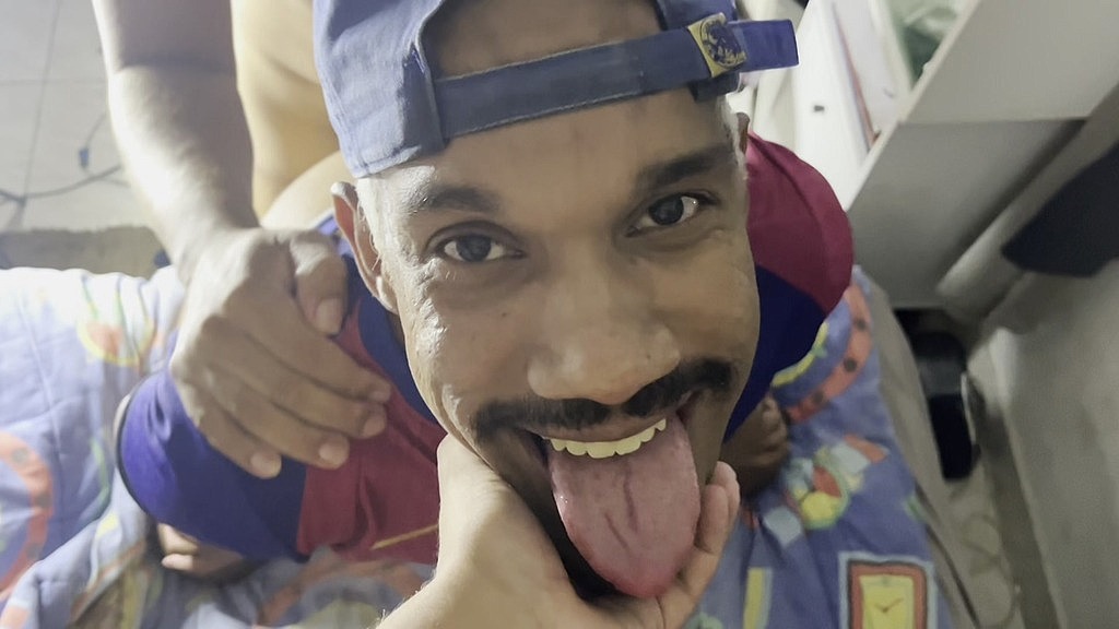 surruba apos role de carnaval - part i/2 (Casado Versatil, Casado, Kaio Dias, Igaozin Spider, Raphaonce) surruba apos role de carnaval - part i/2 (Casado Versatil, Casado, Kaio Dias, Igaozin Spider, Raphaonce)