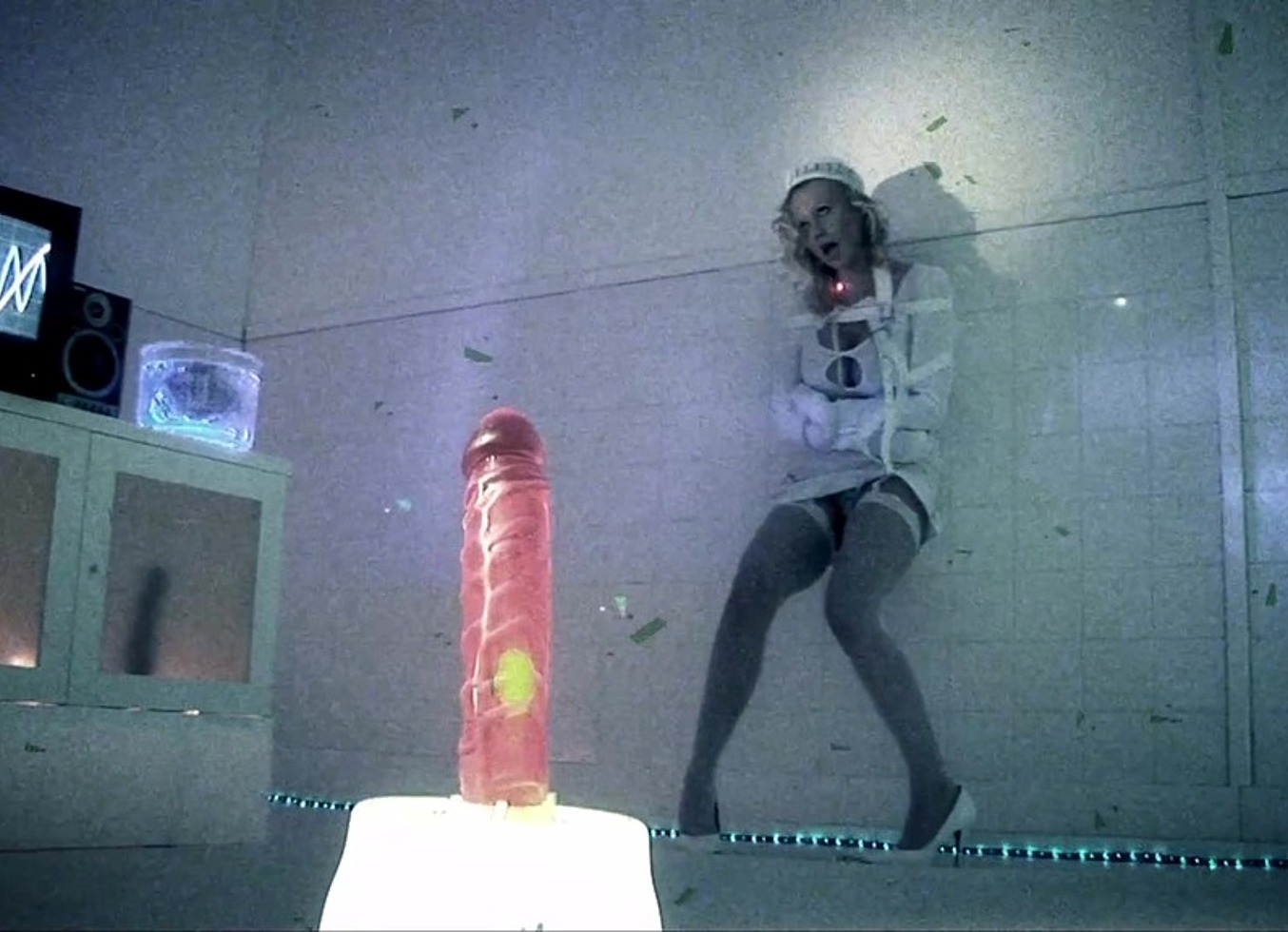 Chloe Conrad Fucks A Nerd In His Office