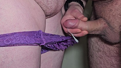 Is it possible for you to come and witness my orgasm? I AM A DADDYS BITCH.