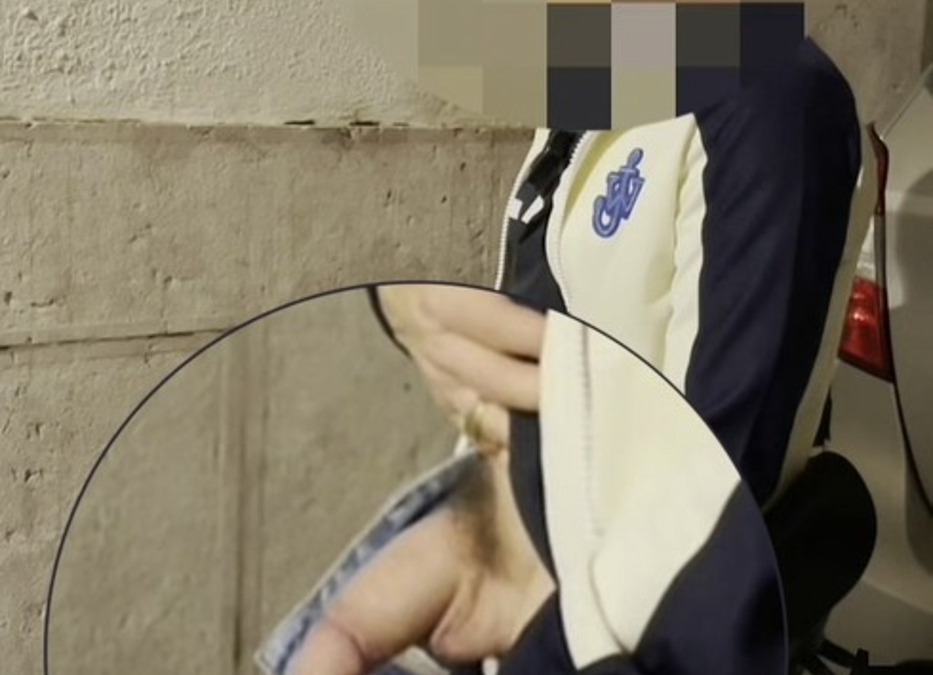 Amateur Boy Taking His Uncut Fat Cock Out Of His Jeans And Pissing In The Street