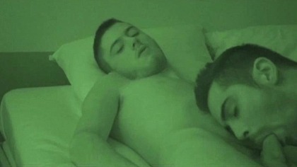 318 two twinks fucking in the night in the bed