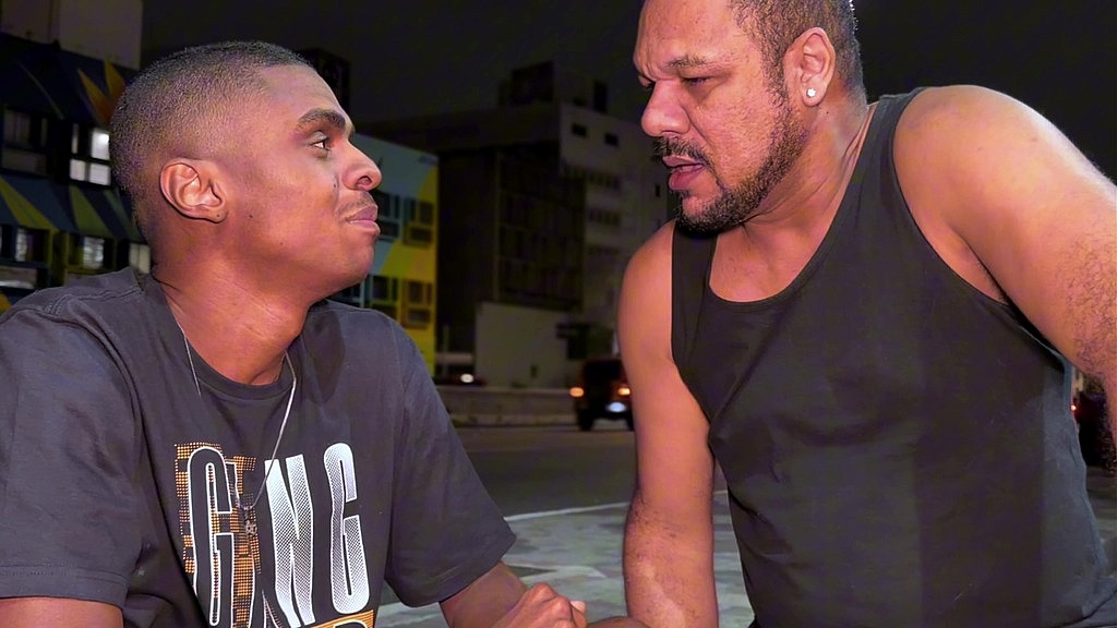 fui leitado pelo estranho da mudanca e ainda gozei dentro dele depois. parte 1/2 (Andy Brazil,Rafa Baiano) fui leitado pelo estranho da mudanca e ainda gozei dentro dele depois. parte 1/2 (Andy Brazil,Rafa Baiano)