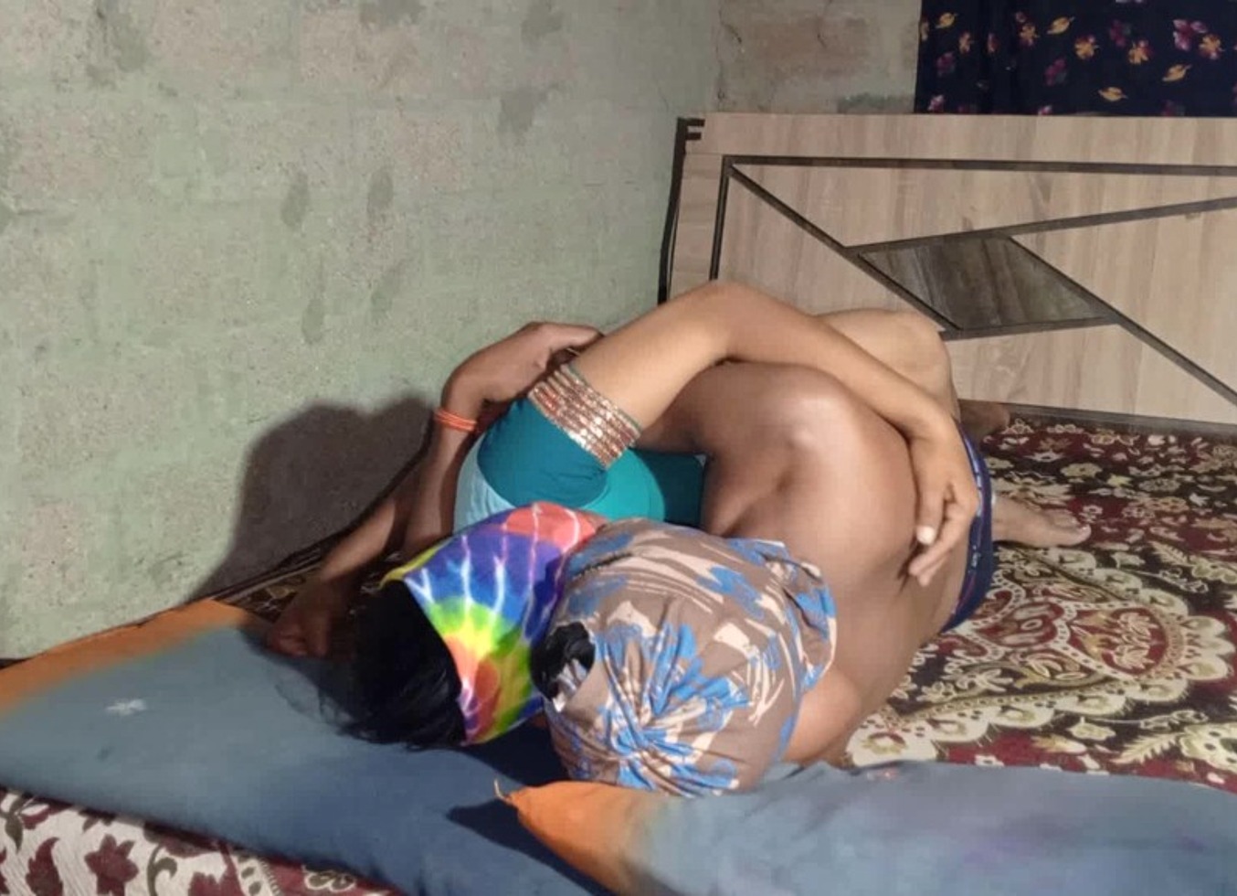 Bhabhi Ko Raat Choda