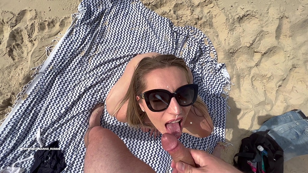 je me fais baiser a la plage ! () je me fais baiser a la plage ! ()