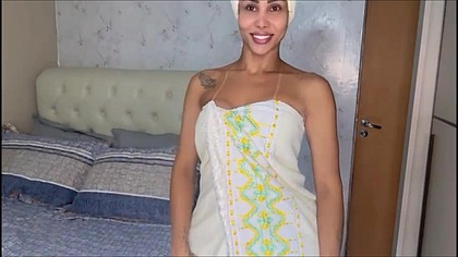 AGATHA FERRAZ - DEPOIS DO BANHO COM MUITO TESAO