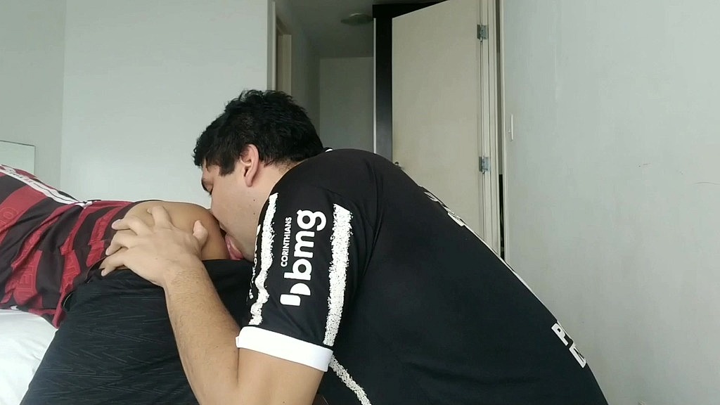chamei meu melhor aluno pra assistir a semi final no meu apartamento e meti gostoso no seu rabo pra comemorar a vitoria do nosso time - parte 1 (Miguelltrajano, Ranomope) chamei meu melhor aluno pra assistir a semi final no meu apartamento e meti gostoso no seu rabo pra comemorar a vitoria do nosso time - parte 1 (Miguelltrajano, Ranomope)