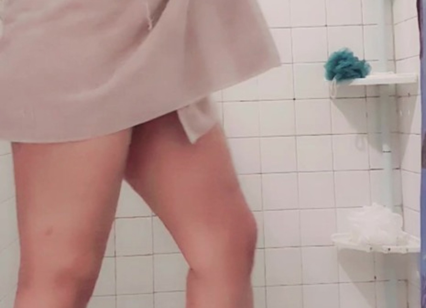 Dandome Una Rica Ducha Https://Www.Sheer.Com/Linnamoon