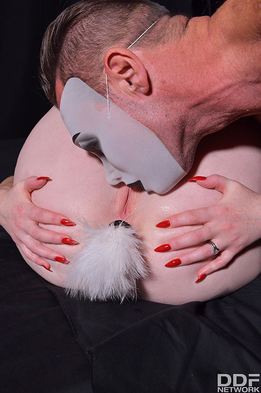 Submission & A Bunny Tail #12