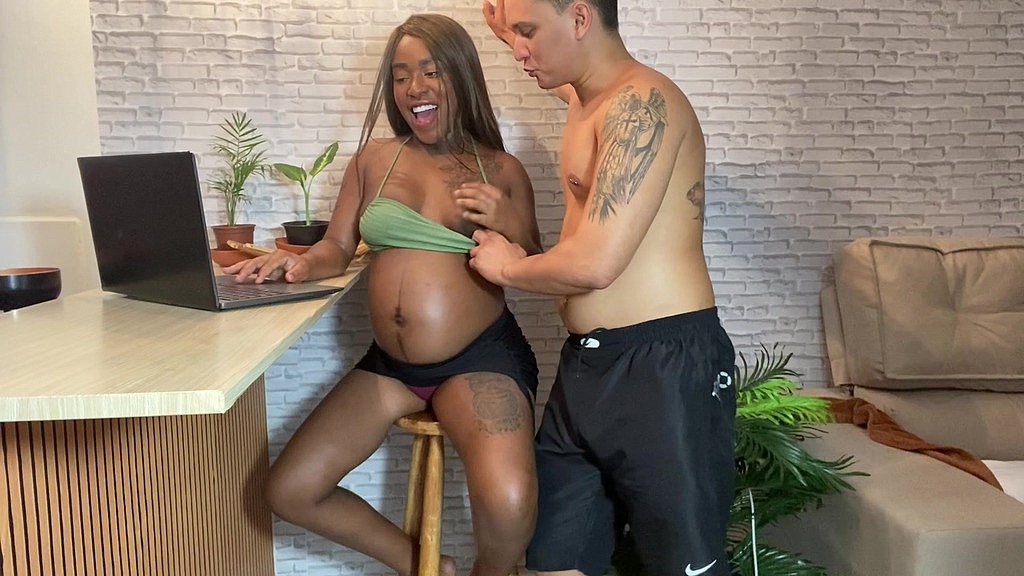 que xoxota gostosa essa e da minha mulher, a safada fica toda molhadinha com desejo de ser penetrada forte e recebe leitinho dentro da buceta. (Richards Oliver, Bruna Black) que xoxota gostosa essa e da minha mulher, a safada fica toda molhadinha com desejo de ser penetrada forte e recebe leitinho dentro da buceta. (Richards Oliver, Bruna Black)