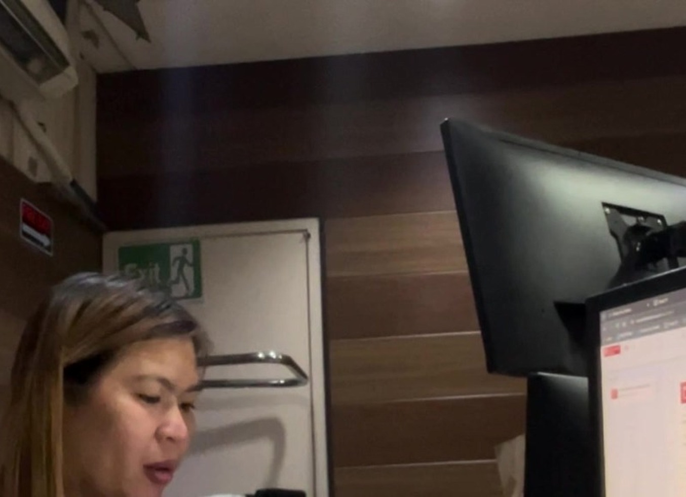 Lady Boss Is Horny Wanted To Have Sex After Work