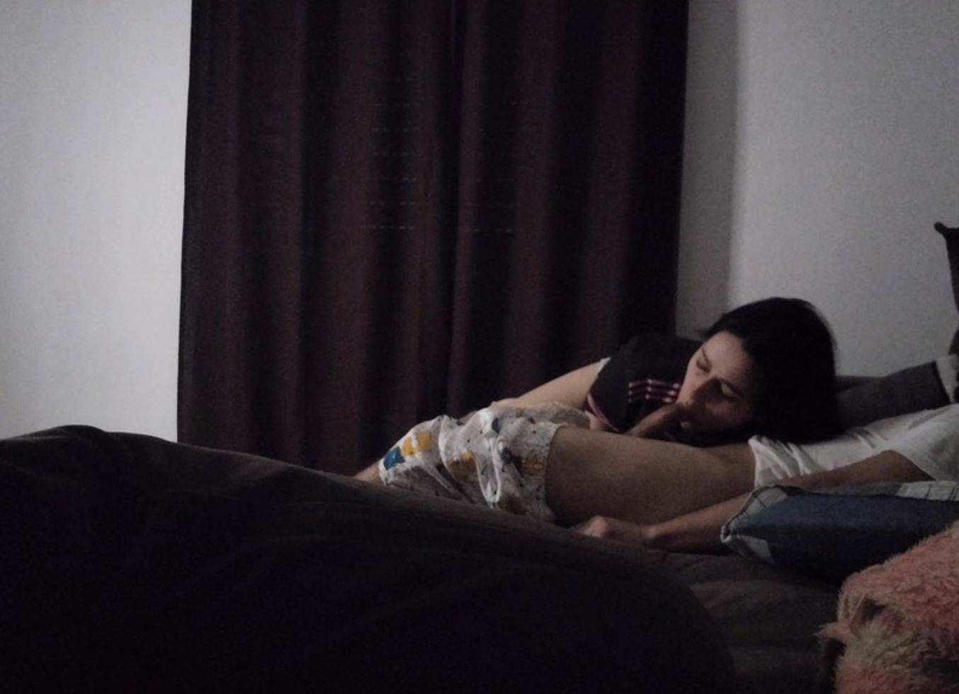Tia Passo Tramou Para Que Pudesse Dividir O Sofa Com Sobrinho Passo