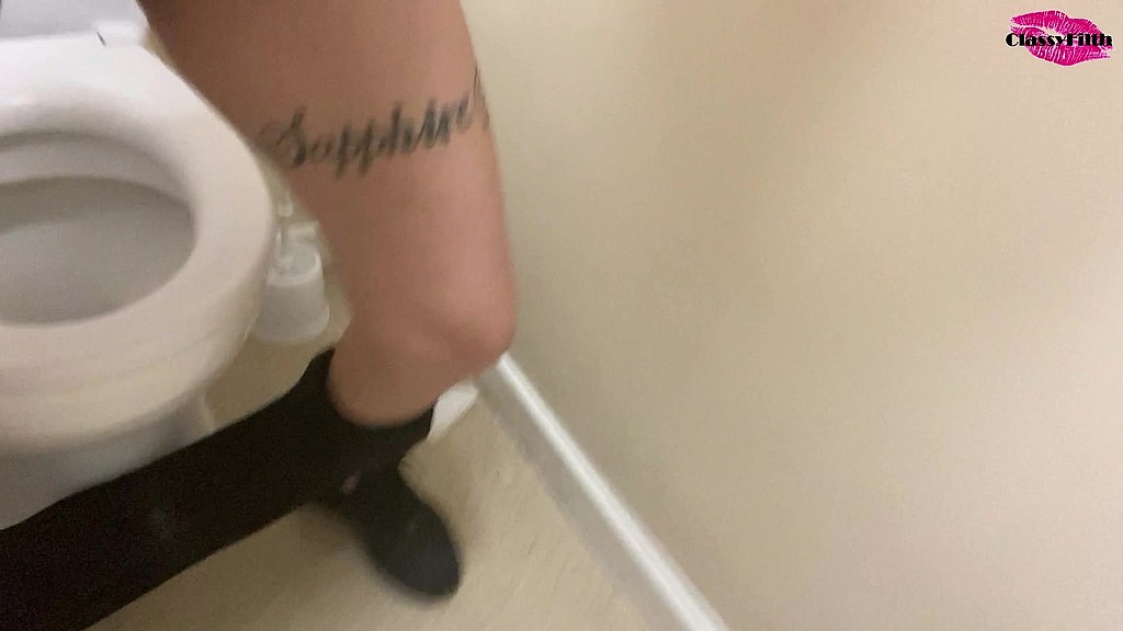 pissing for you (Classy Filth) pissing for you (Classy Filth)